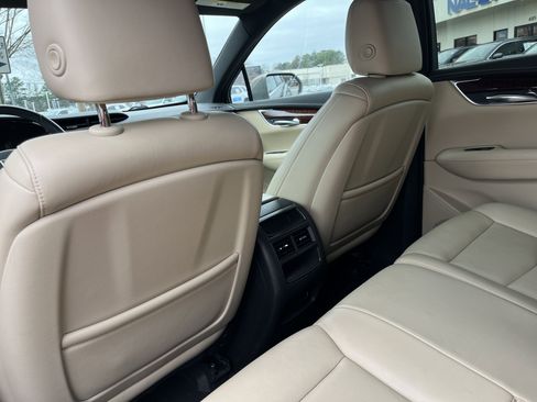 Used 2018 Cadillac XT5 Luxury w/ LPO, Wheel Lock Package image 20