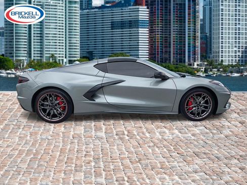 Used 2024 Chevrolet Corvette Stingray Premium Cpe w/ Body-Color Dual Roof Package RWD image 2