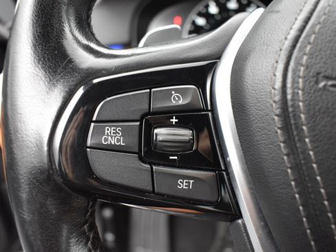 Used 2019 BMW 540i xDrive w/ Convenience Package AWD/4WD image 6