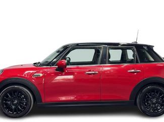 Used 2019 MINI Cooper 4-Door Hardtop w/ Signature Upholstery Package FWD video 1