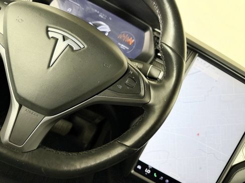 Used 2018 Tesla Model X 75D AWD/4WD image 64