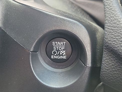 Used 2021 Jeep Compass Limited image 11