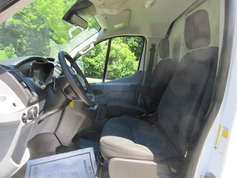 Used 2019 Ford Transit 150 130 Low Roof RWD image 32