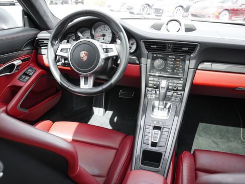 Used 2015 Porsche 911 Turbo S AWD/4WD image 32