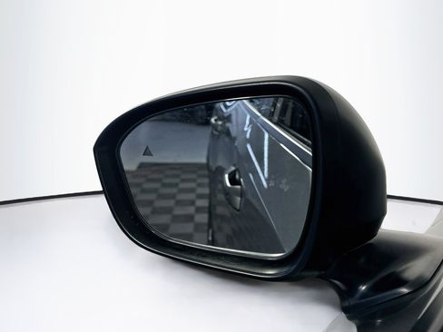 Used 2025 Nissan Kicks S FWD image 16