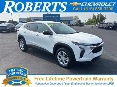 Used 2025 Chevrolet Trax LS