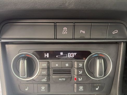 Used 2016 Audi Q3 2.0T Premium Plus image 23