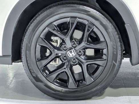 Used 2025 Honda HR-V Sport image 13