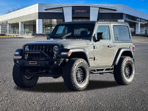 Used 2023 Jeep Wrangler Willys image 8