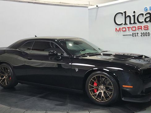 Used 2016 Dodge Challenger SRT Hellcat RWD image 1