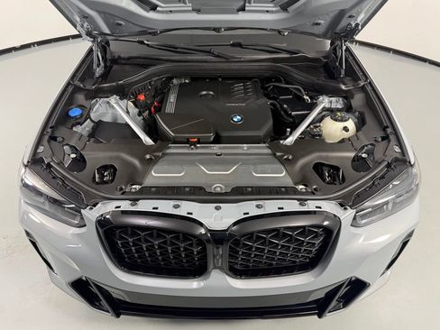 Used 2025 BMW X4 xDrive30i w/ Premium Package AWD/4WD image 8