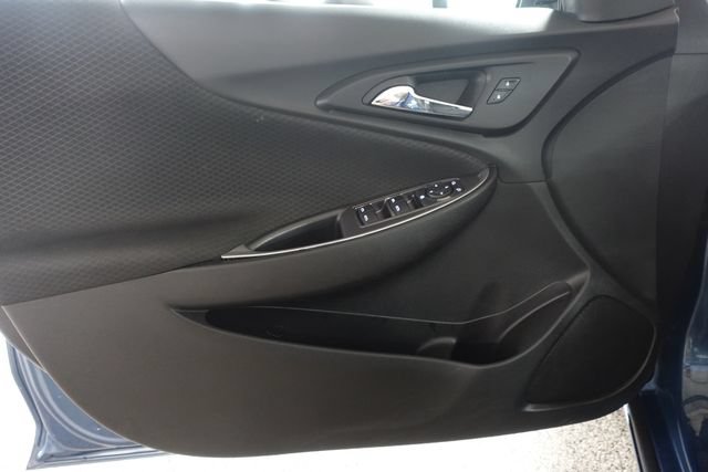 Used 2024 Chevrolet Malibu LT FWD image 9