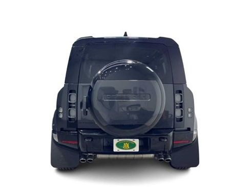 Used 2025 Land Rover Defender 110 V8 image 3
