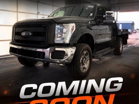 Used 2015 Ford F250 XLT w/ XLT Interior Package AWD/4WD image 1