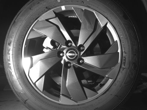 Used 2025 Nissan Rogue SV image 15