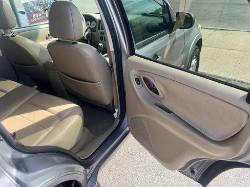 Used 2007 Ford Escape Limited FWD image 13