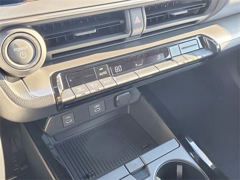 New 2026 Toyota Prius LE image 29