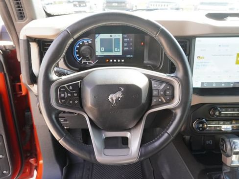 Used 2023 Ford Bronco Wildtrak AWD/4WD image 26