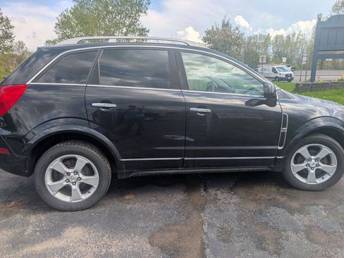 Used 2014 Chevrolet Captiva Sport LTZ FWD image 4