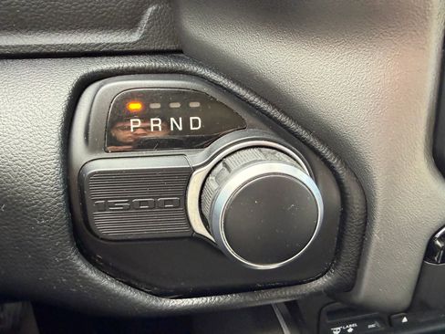 Used 2019 RAM 1500 Big Horn image 19