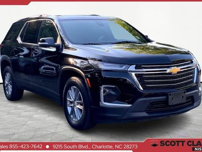 Used 2023 Chevrolet Traverse LT