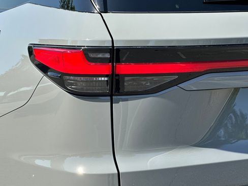 New 2026 Lexus TX 500h AWD w/ Technology Package image 26