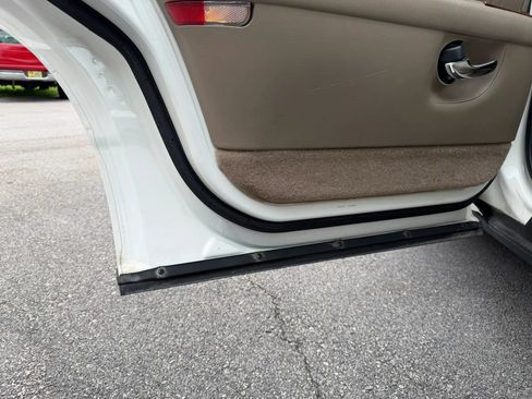 Used 2003 Buick Park Avenue FWD image 19