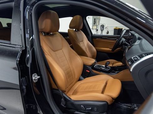 Used 2024 BMW X4 M40i AWD/4WD image 25