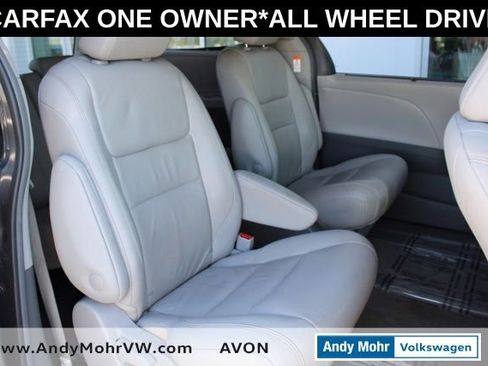 Used 2018 Toyota Sienna XLE w/ XLE Navigation Package AWD/4WD image 21