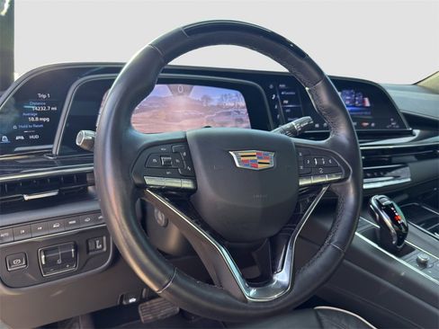 Used 2023 Cadillac Escalade Sport w/ Touring Package image 9