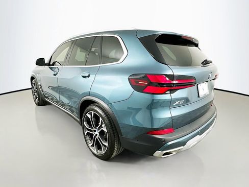 Used 2025 BMW X5 xDrive50e w/ Executive Package image 7