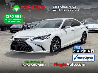 Used 2022 Lexus ES 300h w/ Premium Package