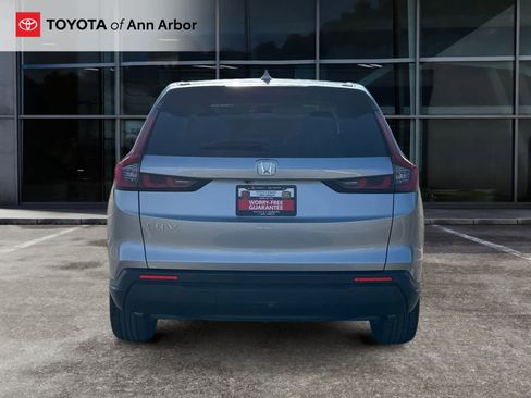 Used 2025 Honda CR-V EX-L image 11
