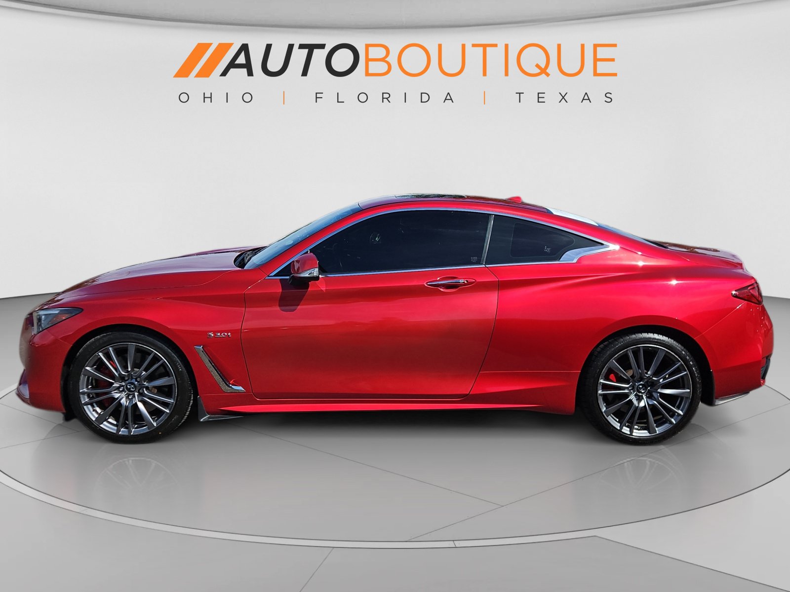 Used 2017 INFINITI Q60 Red Sport 400 AWD/4WD image 2