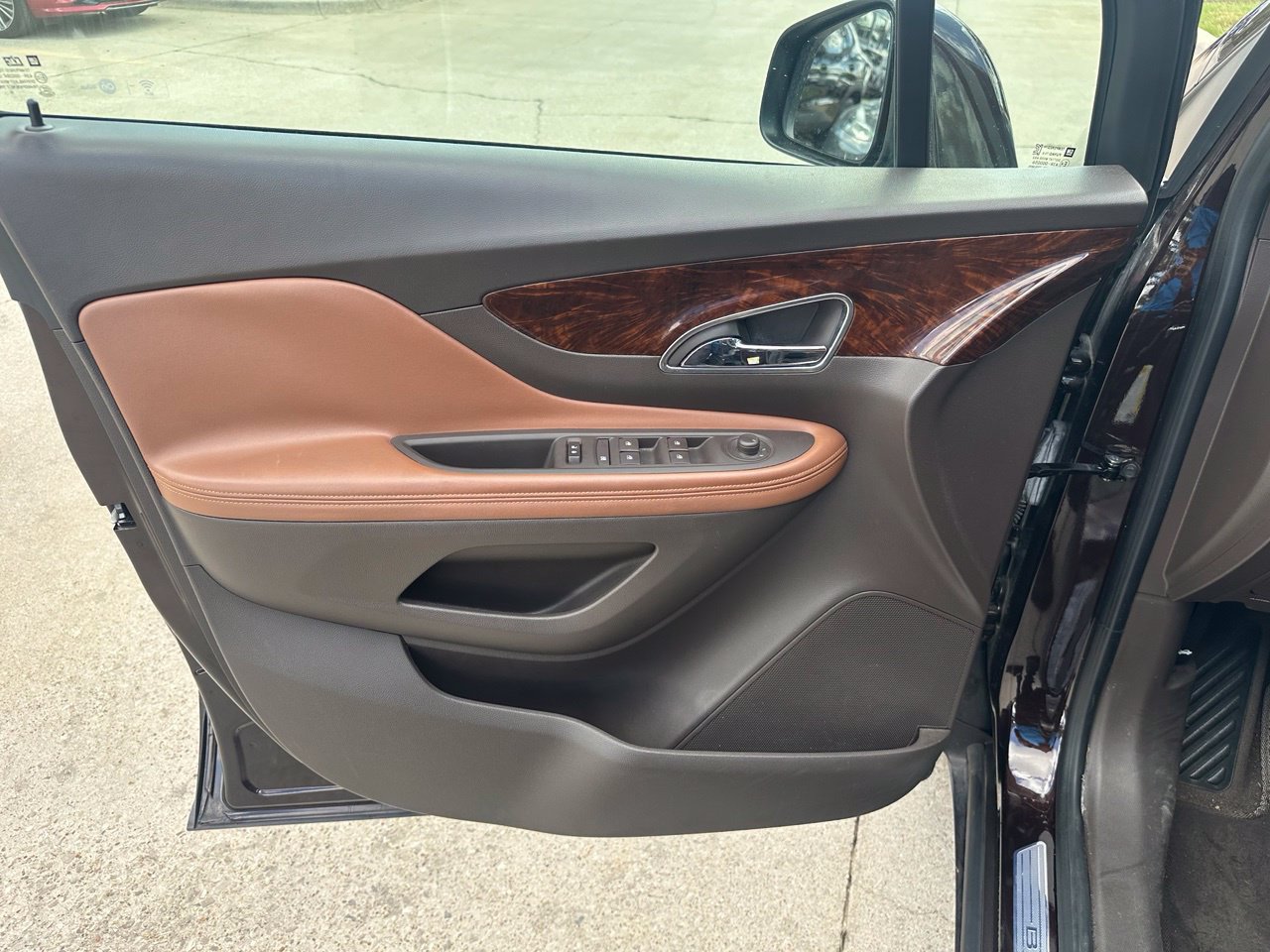 Used 2016 Buick Encore Leather FWD image 10