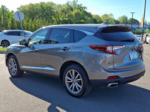 Used 2023 Acura RDX AWD w/ Technology Package image 4
