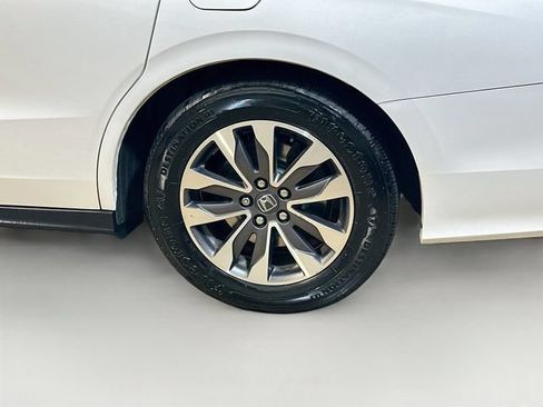 Used 2021 Honda Odyssey EX-L image 7