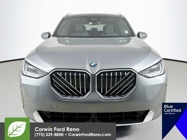 Used 2025 BMW X3 xDrive30i w/ Premium Package AWD/4WD image 2