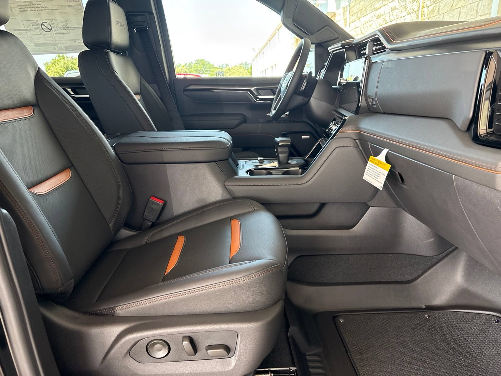 New 2026 GMC Sierra 1500 AT4 w/ AT4 Premium Package AWD/4WD image 19