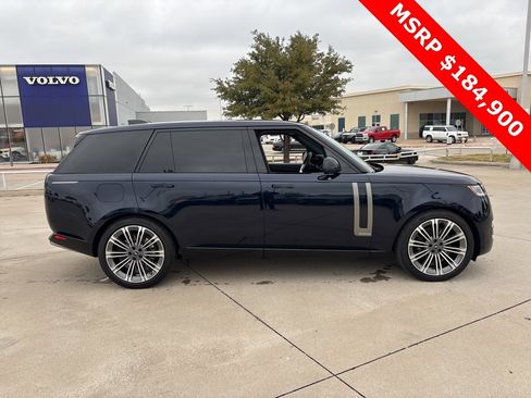 Used 2025 Land Rover Range Rover Long Wheelbase Autobiography image 2