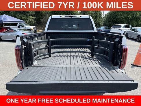 Used 2024 Toyota Tundra Limited AWD/4WD image 12