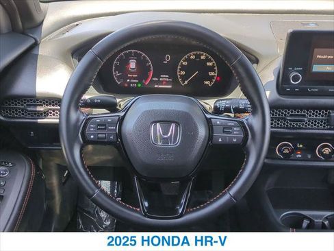 Used 2025 Honda HR-V Sport image 15