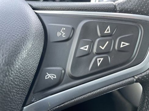 Used 2023 Chevrolet Equinox LT image 21