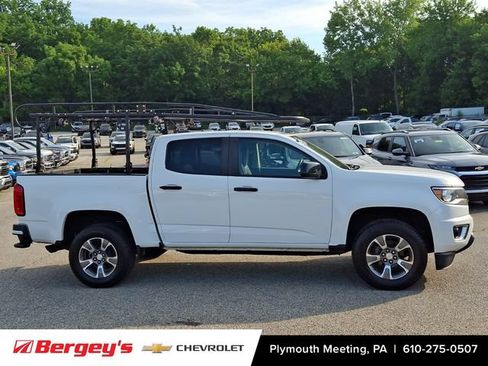 Used 2017 Chevrolet Colorado Z71 AWD/4WD image 9
