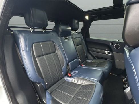 Used 2018 Land Rover Range Rover Sport HSE Dynamic image 17