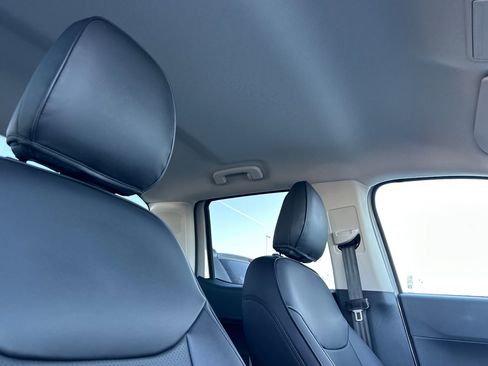 Used 2025 Ford Maverick XLT w/ XLT Luxury Package image 16