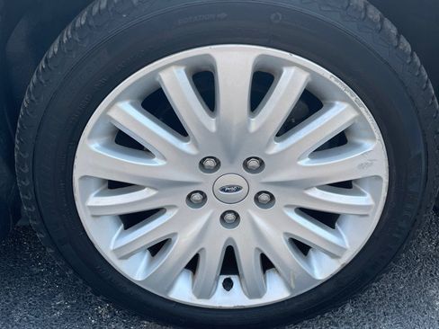 Used 2012 Ford Fusion Hybrid FWD image 23