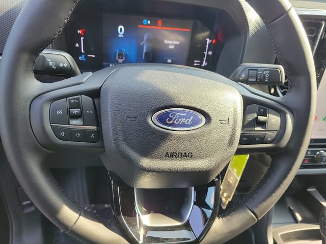 New 2026 Ford Ranger XLT w/ Black Appearance Package RWD image 9