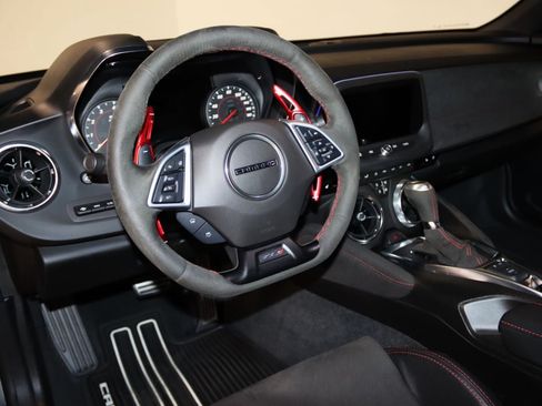 Used 2022 Chevrolet Camaro ZL1 RWD image 44