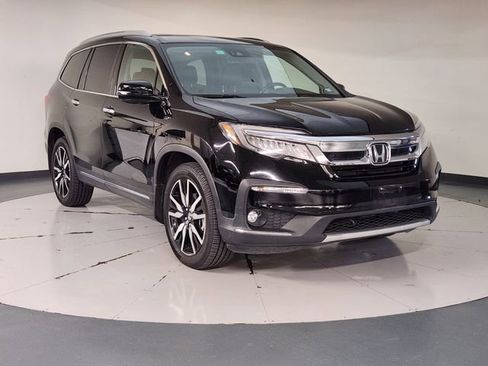 Used 2019 Honda Pilot Touring image 7